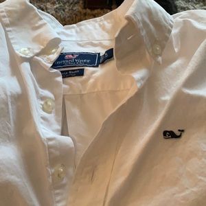 Vineyard vines long sleeve white shirt